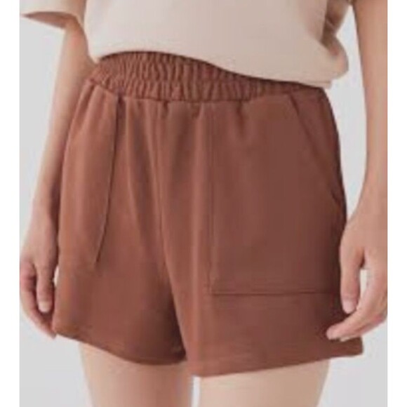 NWT Happily Grey Paperbag‎ Trouser Shorts Pockets Stretch Chocolate Brown LARGE - Picture 1 of 8